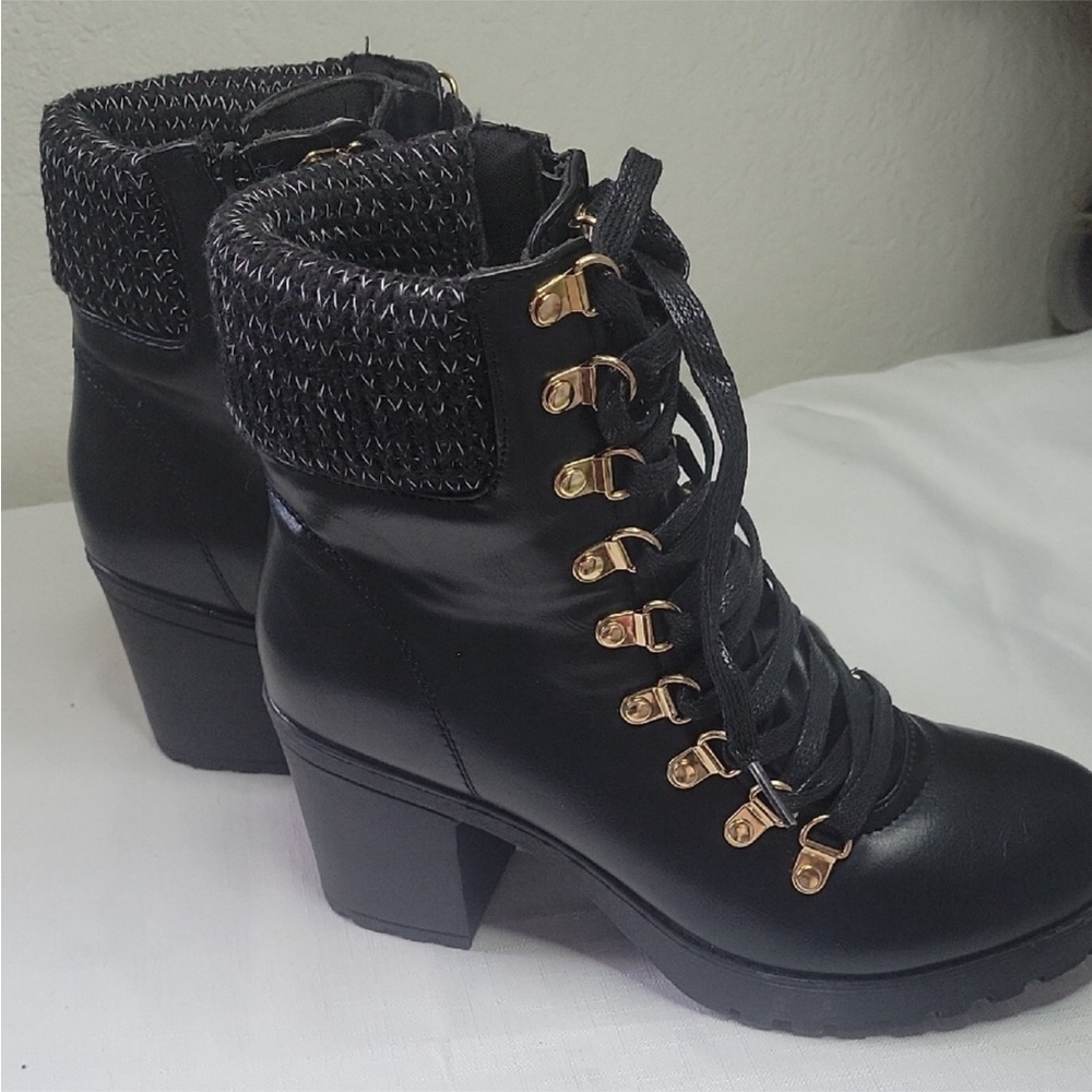 Catherine Malandrino Black Lace-Up Ankle Boots size 8 - Picture 5 of 8